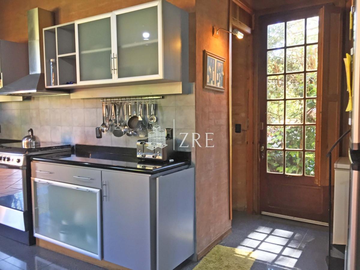 Casa ID.793 - Venta casa en  Barrio Privado La Arbolada Cinco Dormitorios Pisicina