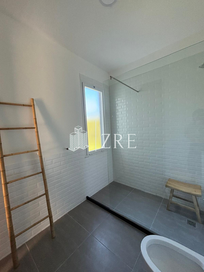 Casa ID.764 - Venta Casa La Barra, Maldonado