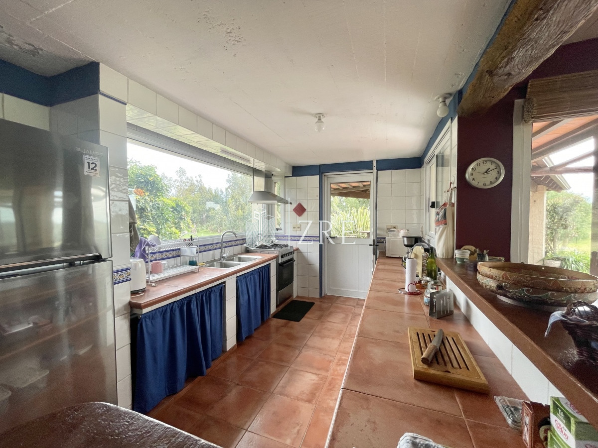 Casa ID.203 - Venta casa - 4 dormitorios. Piriapolis - Bella Vista 