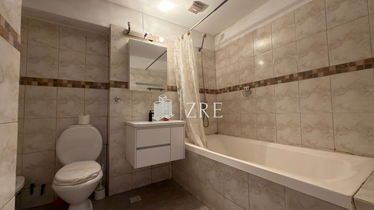 Casa ID.1352 - Casa en venta  4 dormitorios - Club del Lago 