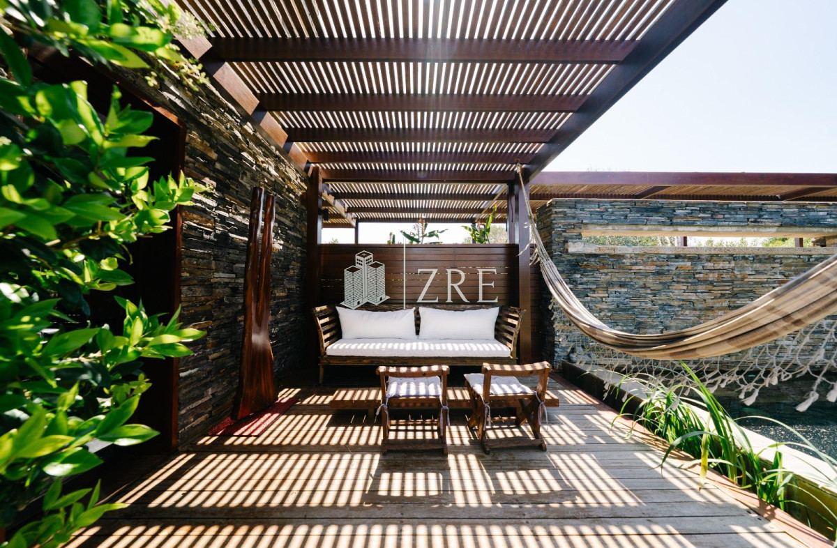 Casa ID.1349 - Alquiler casa 4 dormitorios Punta Piedras, Manantiales. 