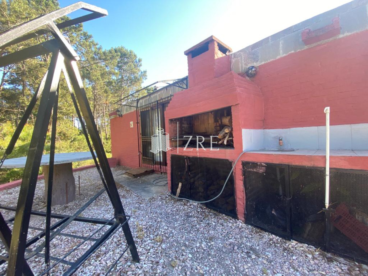 Casa ID.1352 - Casa en venta  4 dormitorios - Club del Lago 