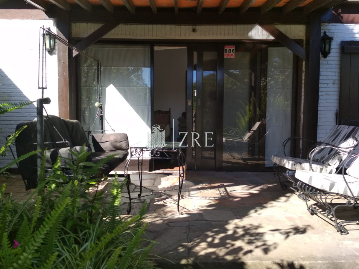 Casa ID.994 - Alquiler anual casa 4 dormitorios. San Rafael, Punta del Este. 