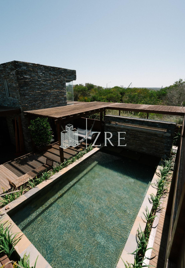 Casa ID.1349 - Alquiler casa 4 dormitorios Punta Piedras, Manantiales. 