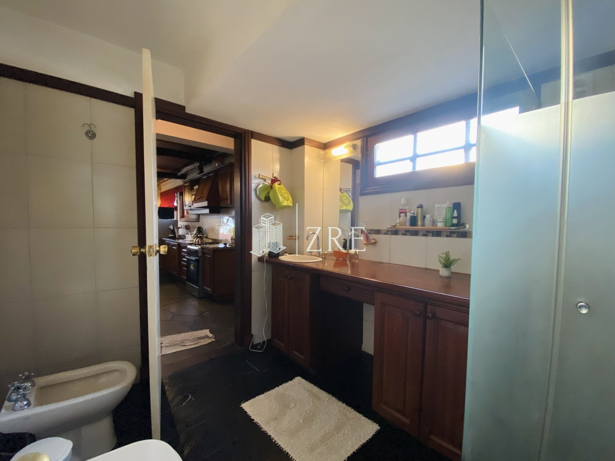 Casa ID.301 - Venta casa 3 dormitorios. Pinares Punta del Este. 