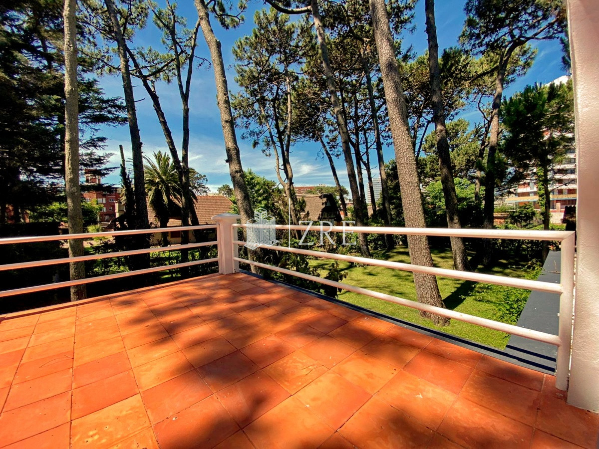 Casa ID.395 - Venta Casa en Brava, 3 dormitorios *
