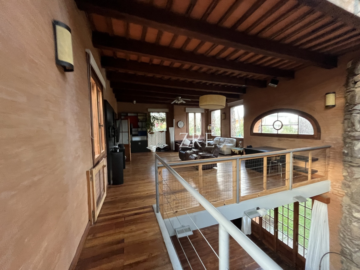 Casa ID.793 - Venta casa en  Barrio Privado La Arbolada Cinco Dormitorios Pisicina
