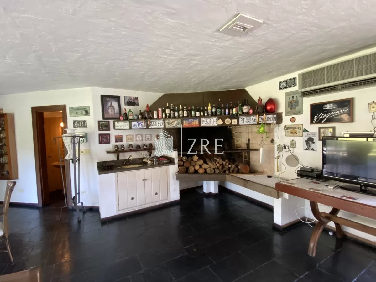 Casa ID.446 - Venta casa 8 dormitorios Punta del Este