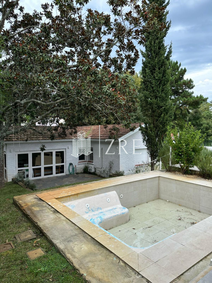 Casa ID.589 - Venta Casa 9 dormitorios