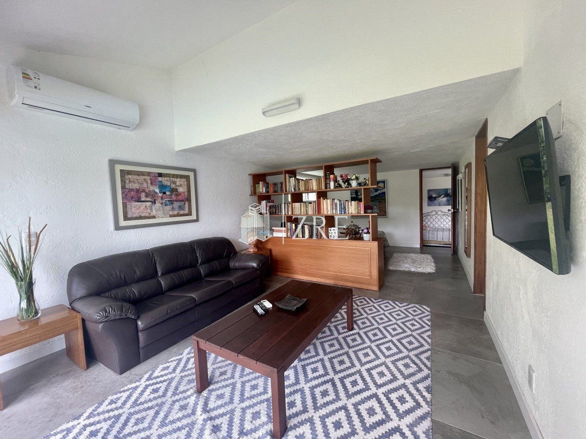 Casa ID.466 - Venta casa 8 dormitorios Punta del Este