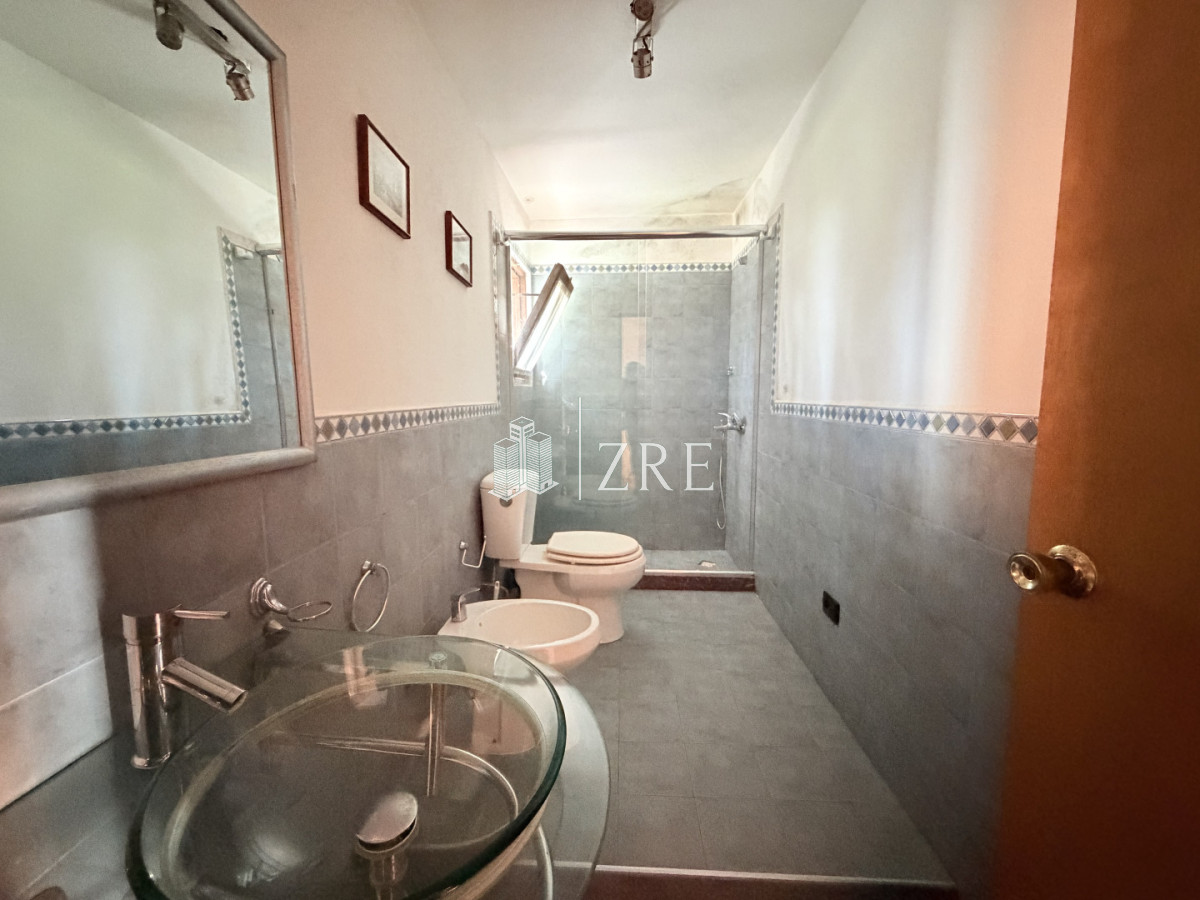 Casa ID.793 - Venta casa en  Barrio Privado La Arbolada Cinco Dormitorios Pisicina