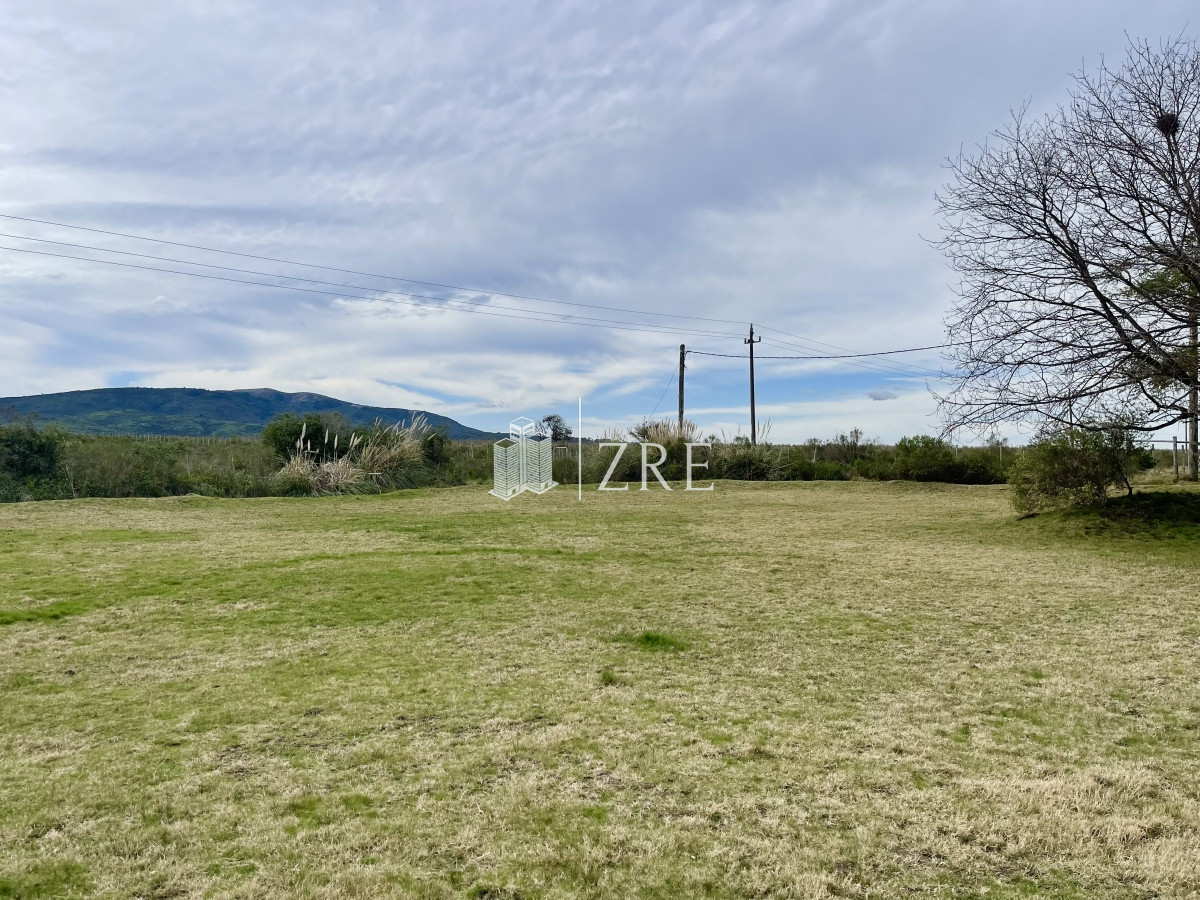 Casa ID.203 - Venta casa - 4 dormitorios. Piriapolis - Bella Vista 