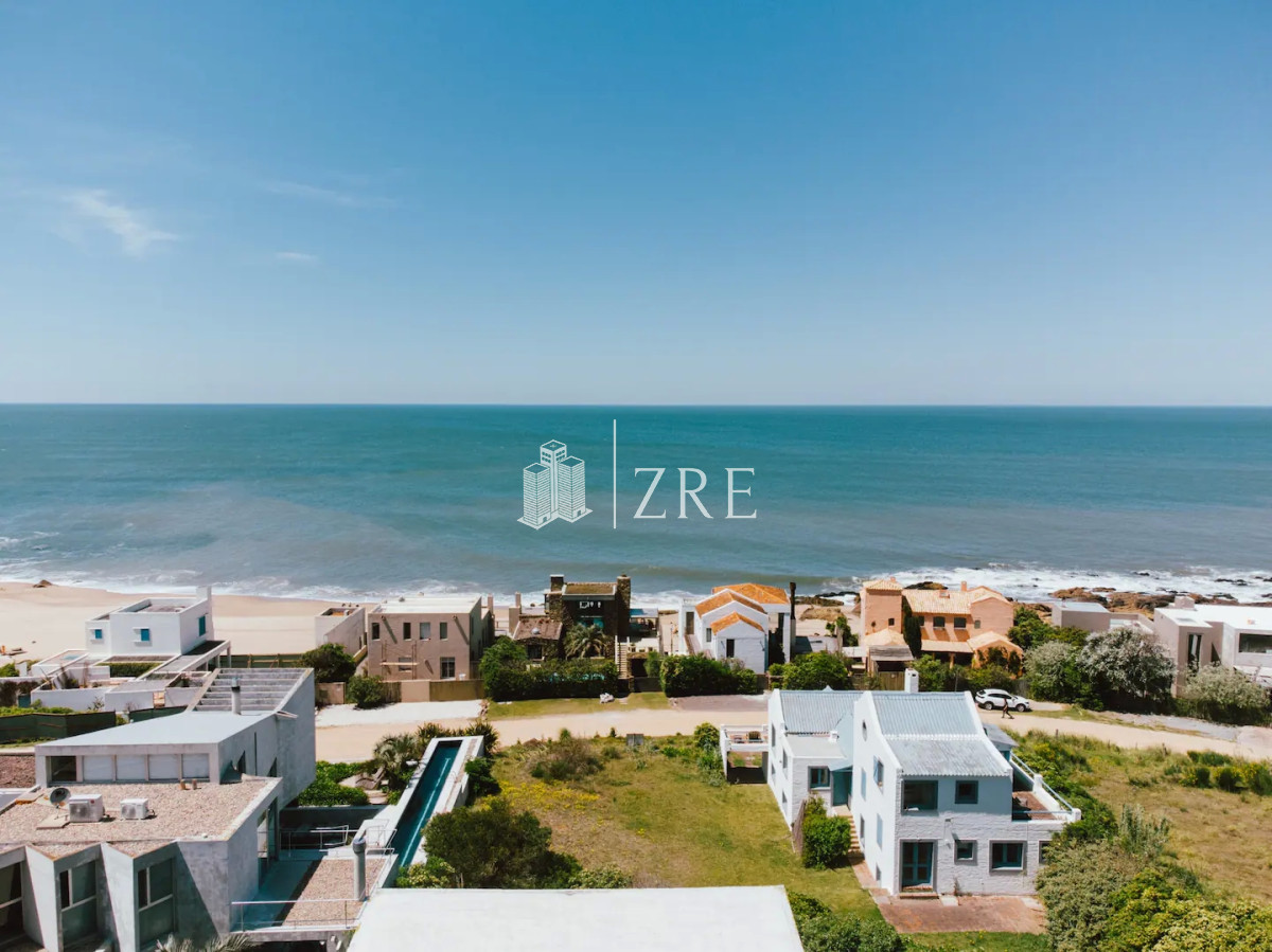 Casa ID.1349 - Alquiler casa 4 dormitorios Punta Piedras, Manantiales. 