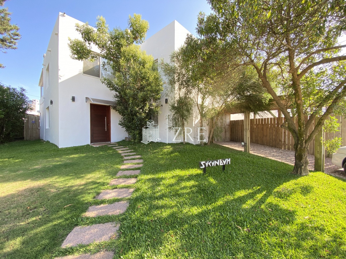 Casa ID.274 - Venta casa 5 dormitorios. La Juanita, José Ignacio 