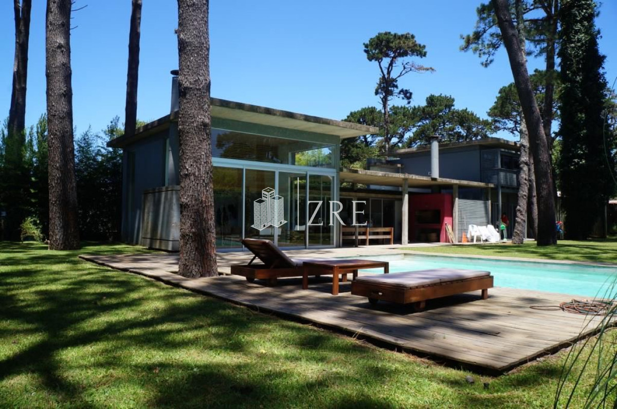 Casa ID.715 - Alquiler casa en Punta del Este - 4 dormitorios