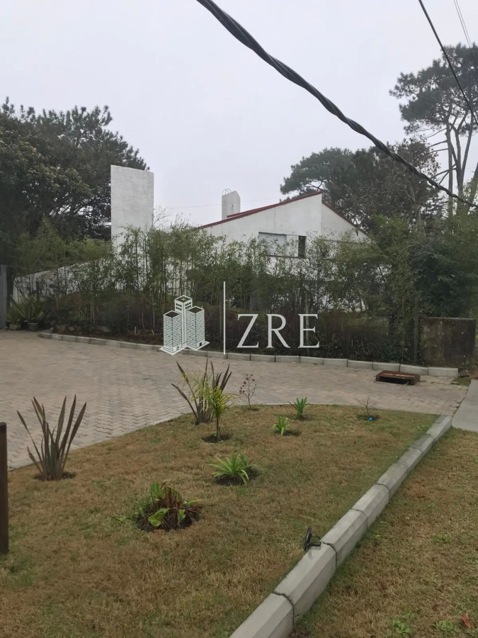 Casa ID.711 - Venta Casa en venta zona Cantegril