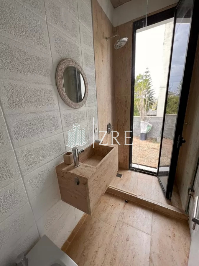 Casa ID.945 - Venta casa 5 dormitorios Punta Piedras, Manantiales