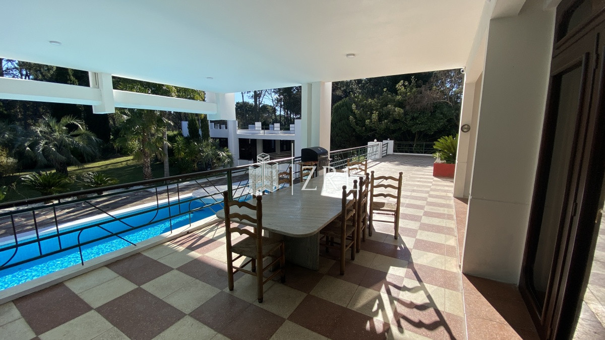 Casa ID.361 - Venta residencia en Punta Ballena. 