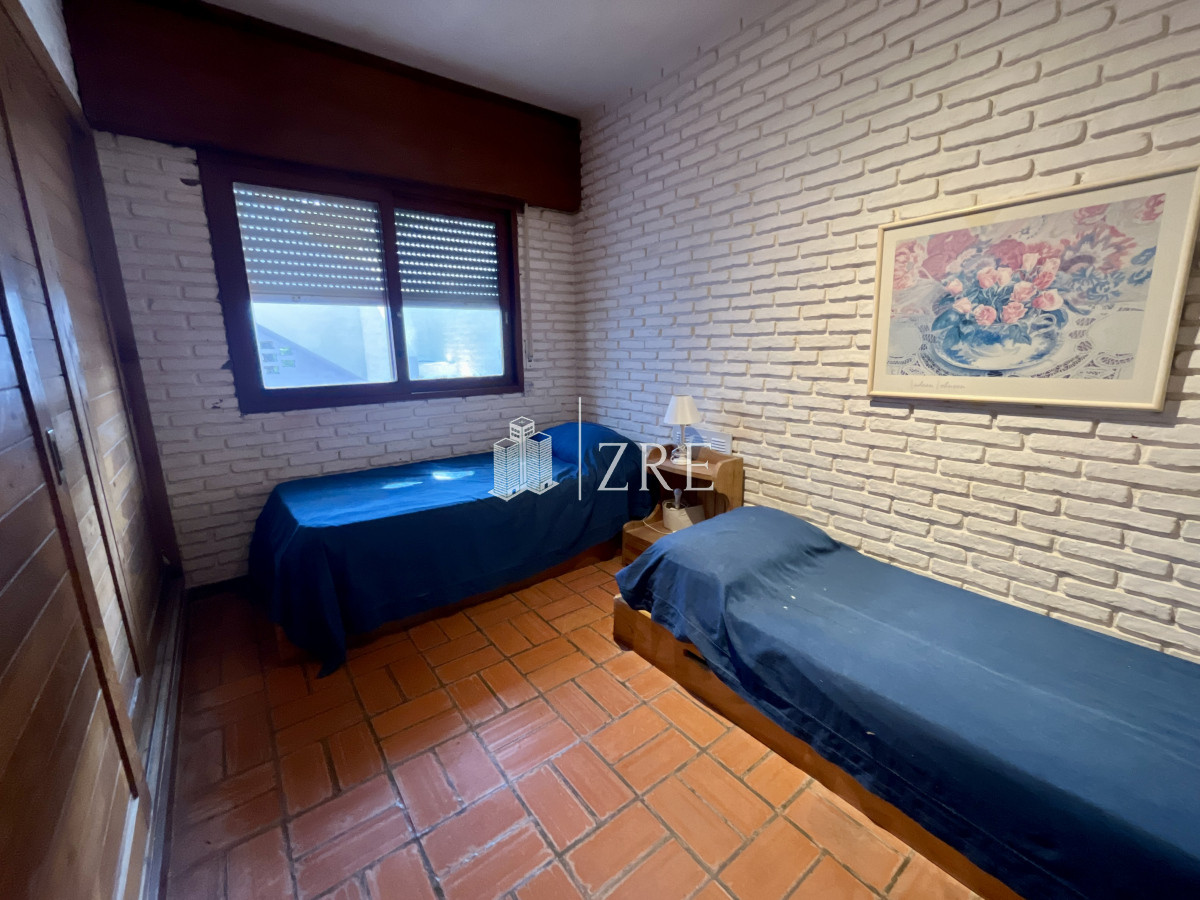 Casa ID.689 - Venta casa 3 dormitorios, La barra. Punta del Este 