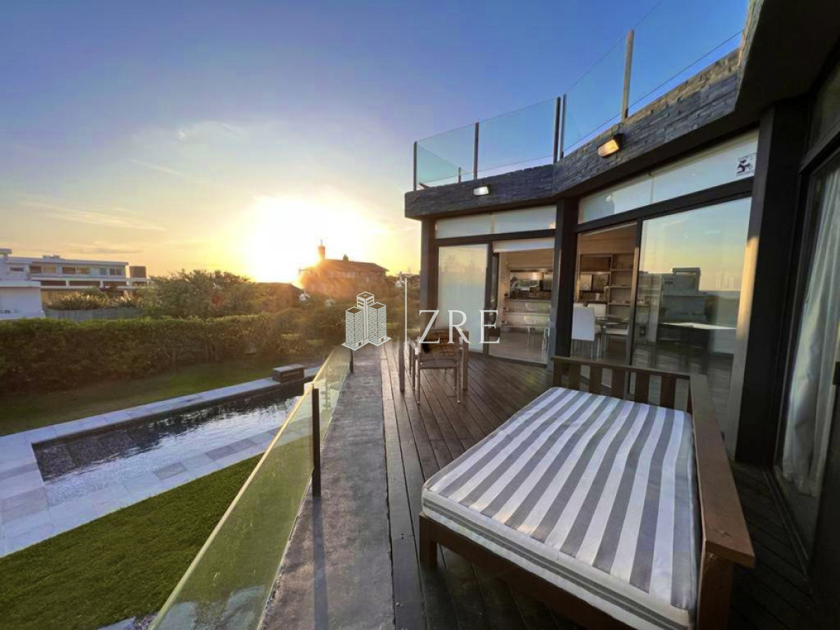 Casa ID.737 - Venta espectacular casa Punta Ballena 4 dormitorios