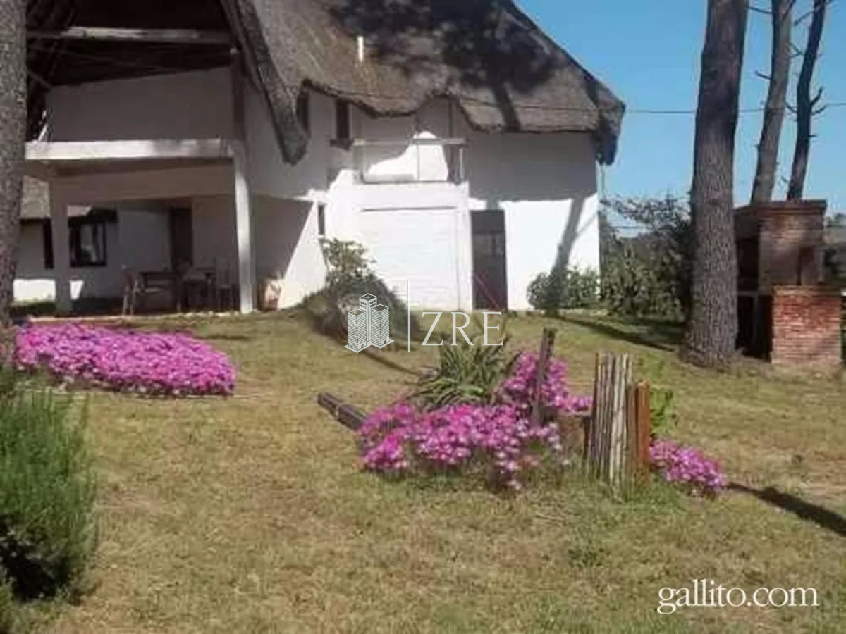 Casa ID.384 - Alquiler anual, imperdible punto, excelentes vistas!!!