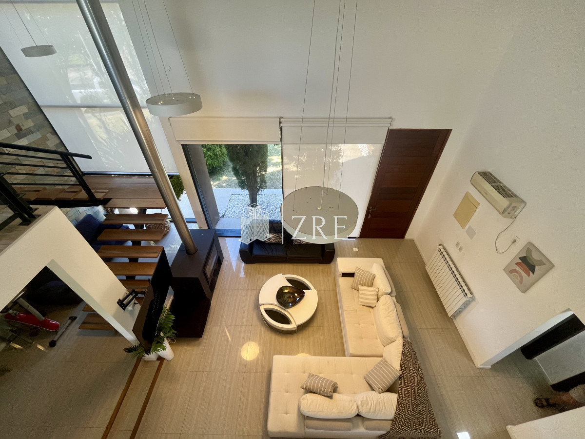 Casa ID.499 - Venta casa de dos plantas en Le Residence 