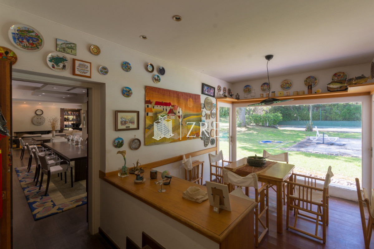 Casa ID.508 - Venta residencia en Playa Mansa Punta del Este