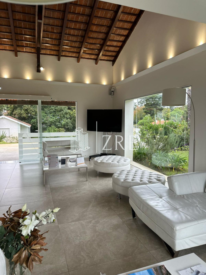 Casa ID.589 - Venta Casa 9 dormitorios