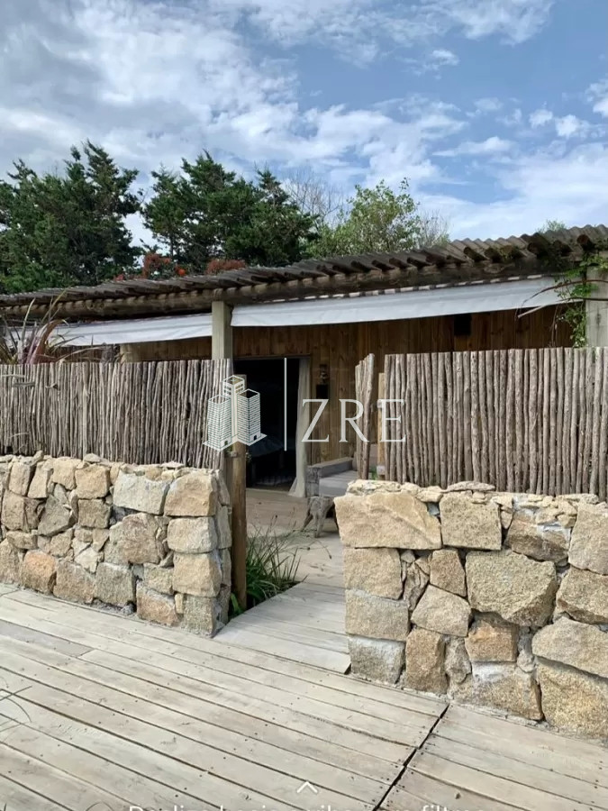 Casa ID.192 - Casa en venta 7 dormitorios Punta Piedras