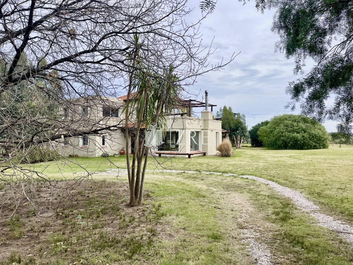 Casa ID.203 - Venta casa - 4 dormitorios. Piriapolis - Bella Vista 