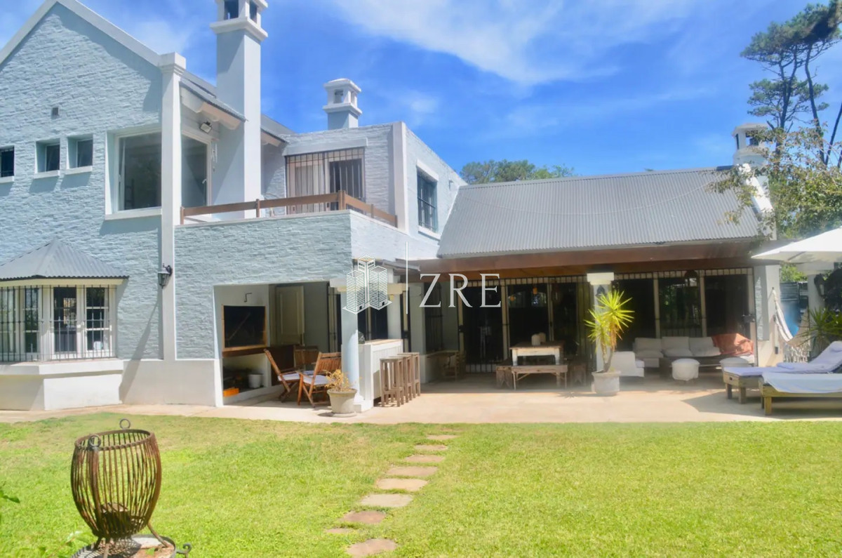 Casa ID.781 - Venta casa 4 dormitorios. Montoya, La Barra. 