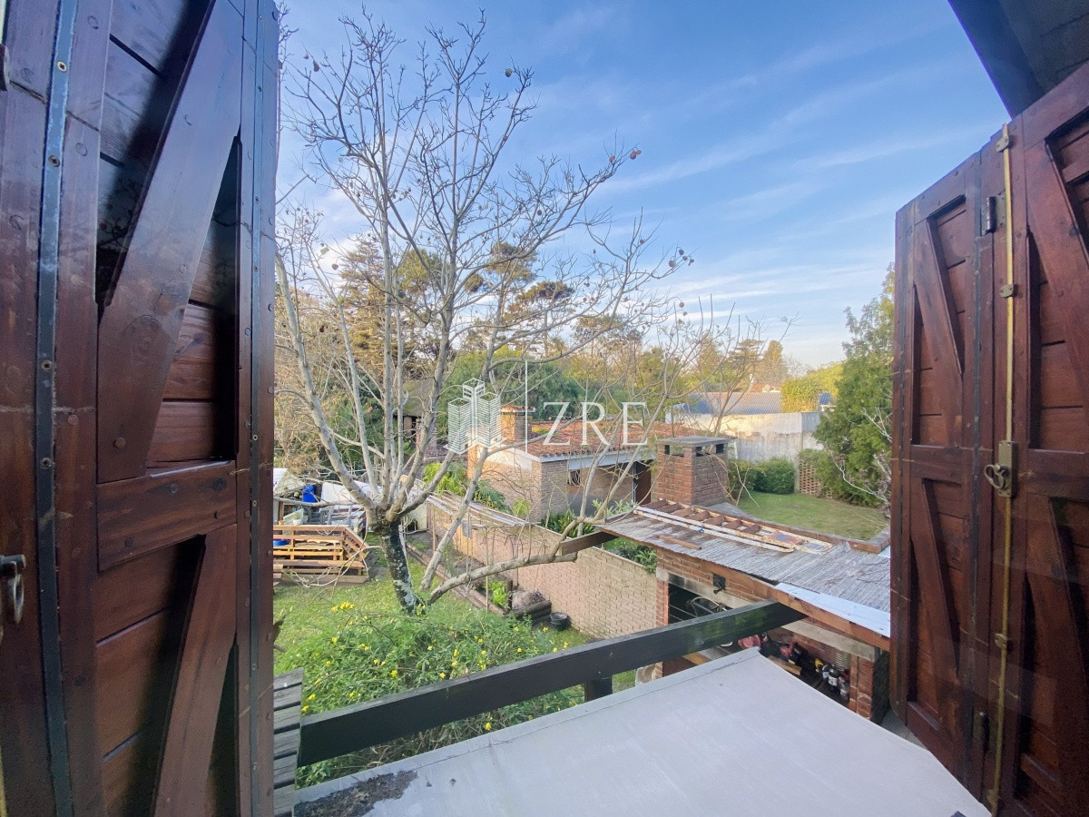 Casa ID.301 - Venta casa 3 dormitorios. Pinares Punta del Este. 