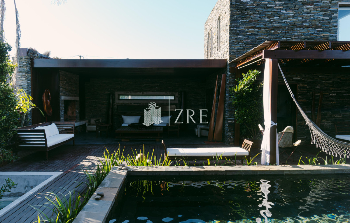 Casa ID.1349 - Alquiler casa 4 dormitorios Punta Piedras, Manantiales. 