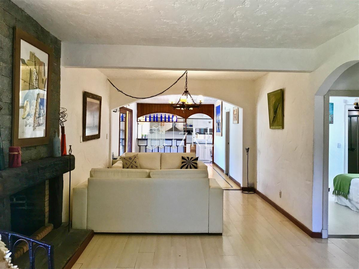 Casa ID.149 - Venta Casa - 5 dormitorios + Piscina - Manantiales 