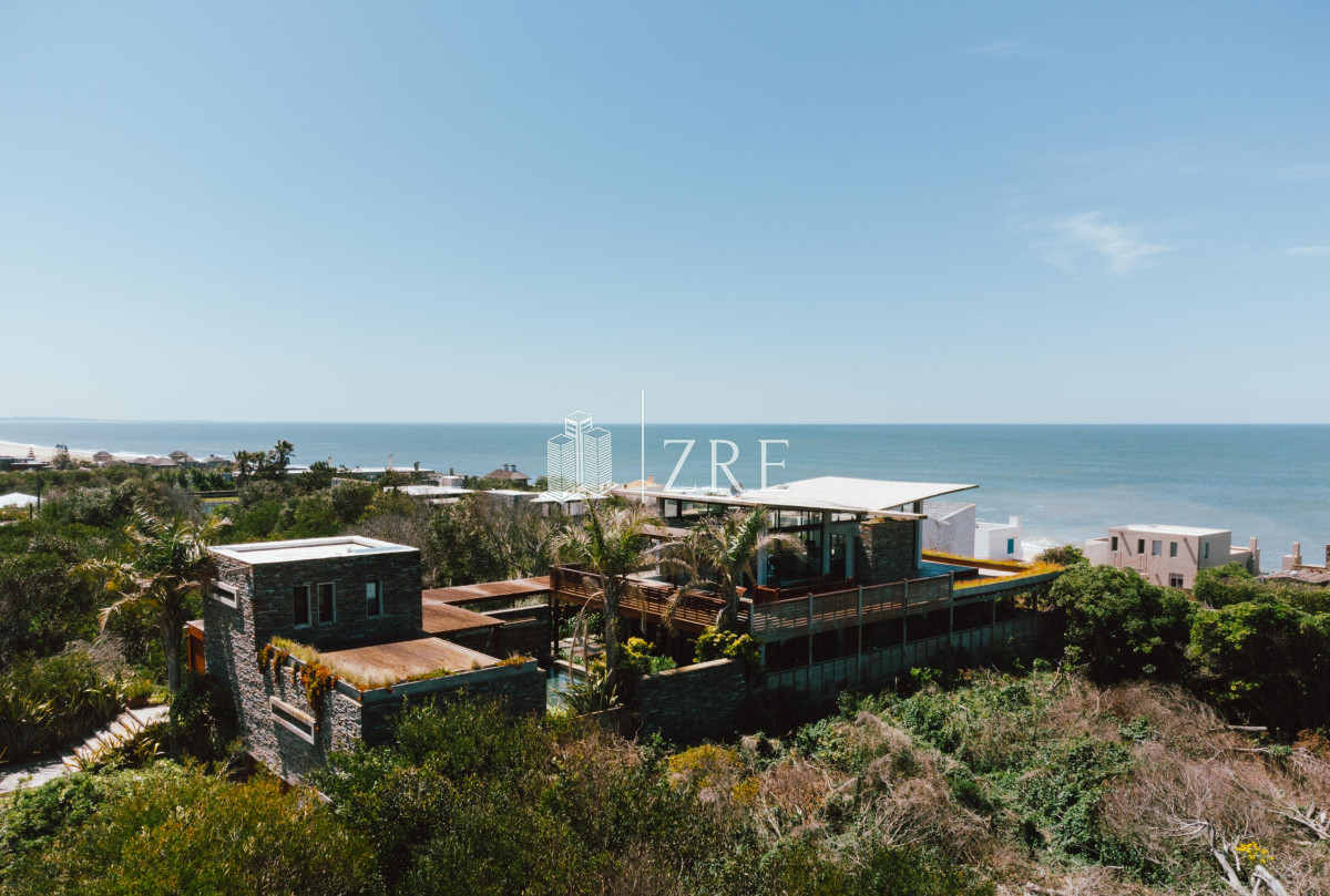 Casa ID.1349 - Alquiler casa 4 dormitorios Punta Piedras, Manantiales. 