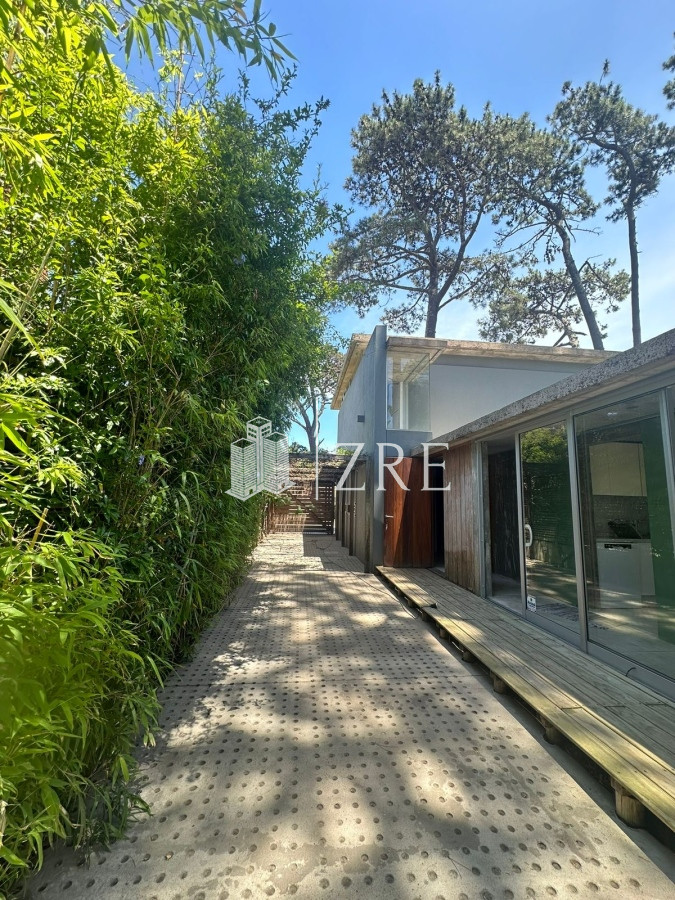 Casa ID.715 - Alquiler casa en Punta del Este - 4 dormitorios