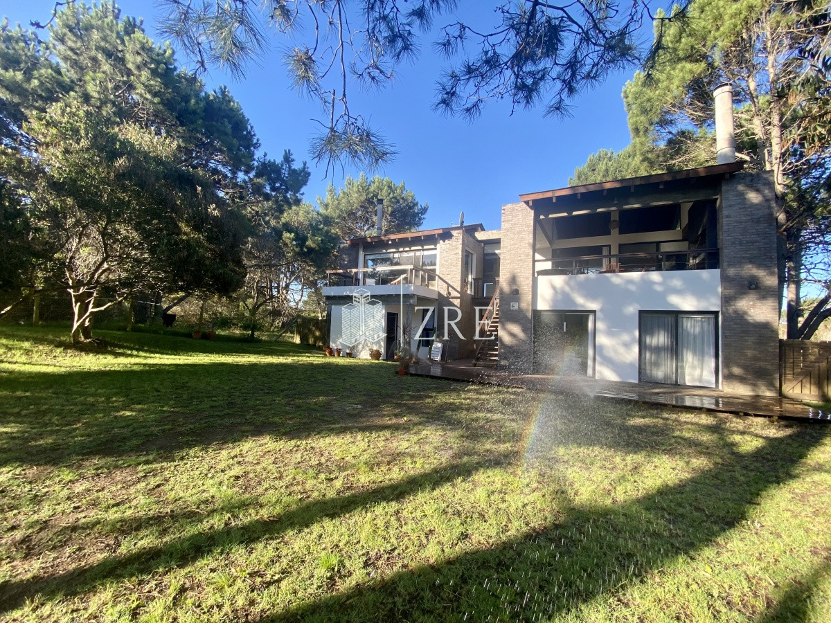 Casa ID.427 - Venta casa 4 dormitorios Arenas de José Ignacio 