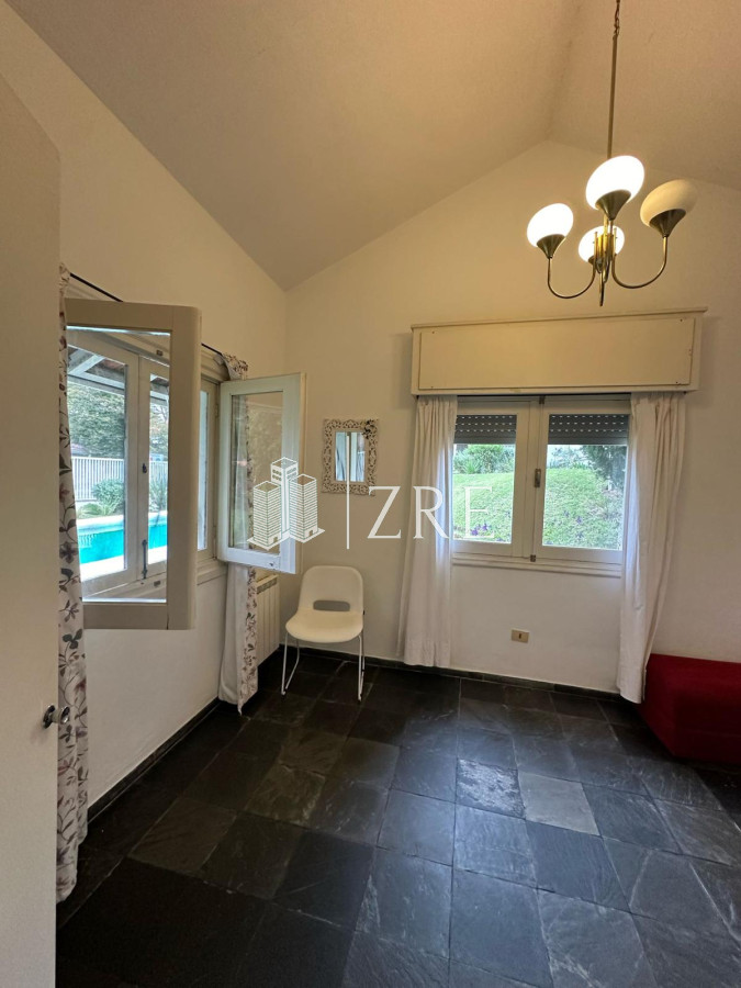Casa ID.589 - Venta Casa 9 dormitorios