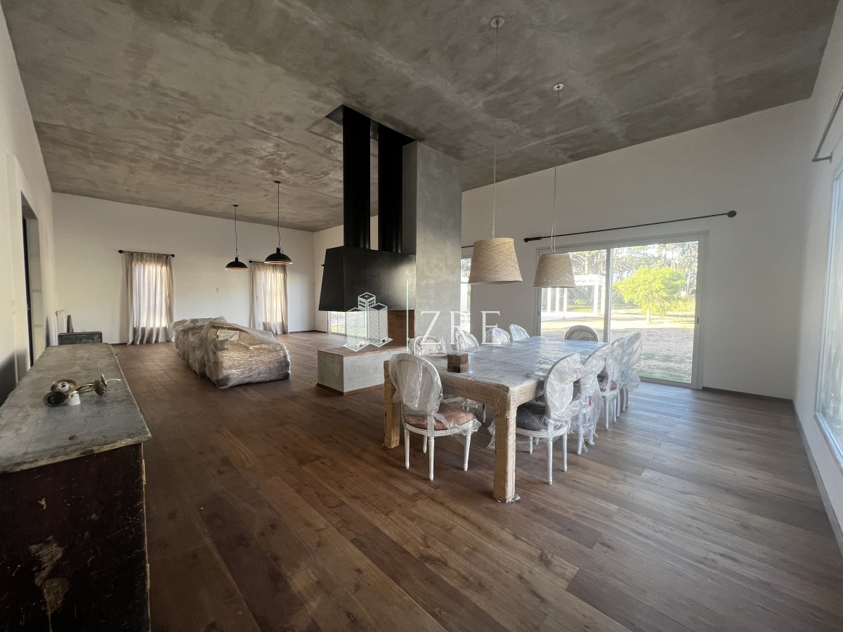 Casa ID.764 - Venta Casa La Barra, Maldonado