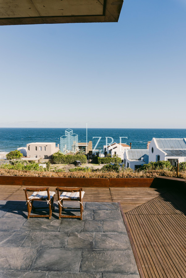 Casa ID.1349 - Alquiler casa 4 dormitorios Punta Piedras, Manantiales. 