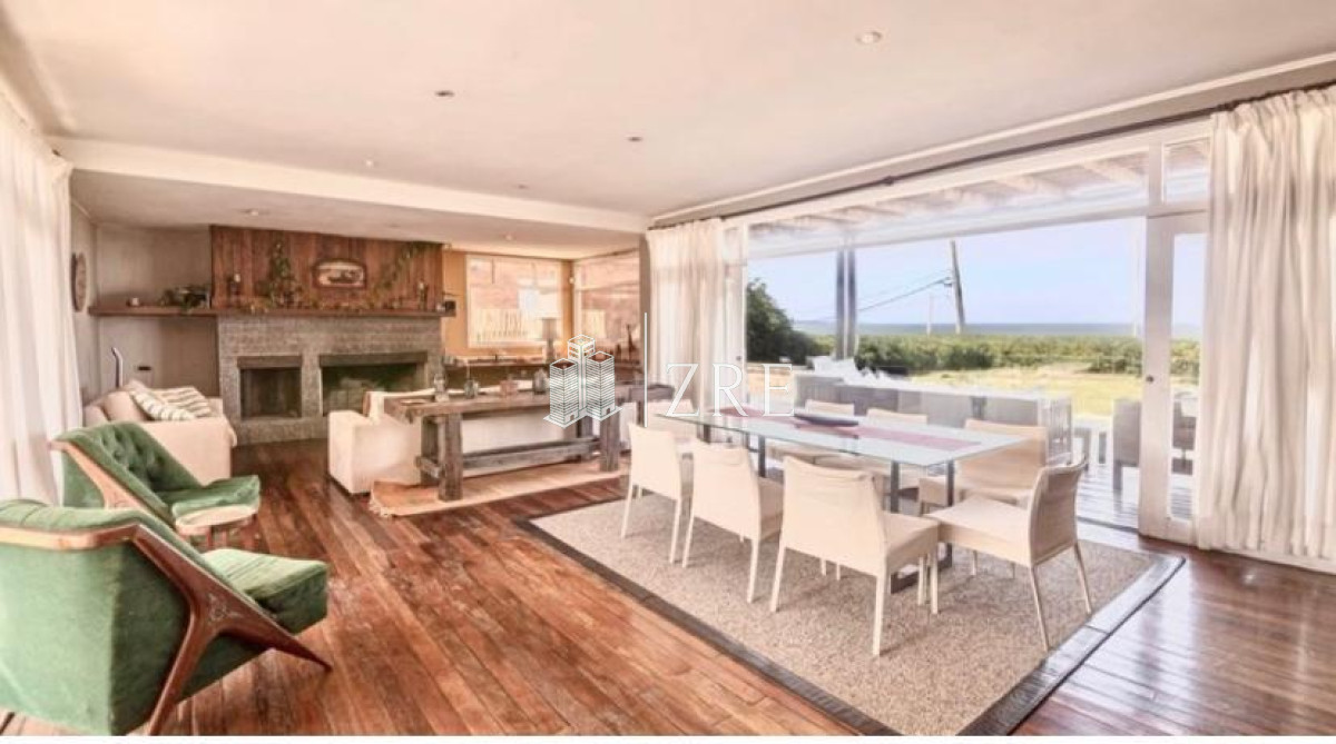 Casa ID.394 - Venta casa en playa mansa, Punta del Este