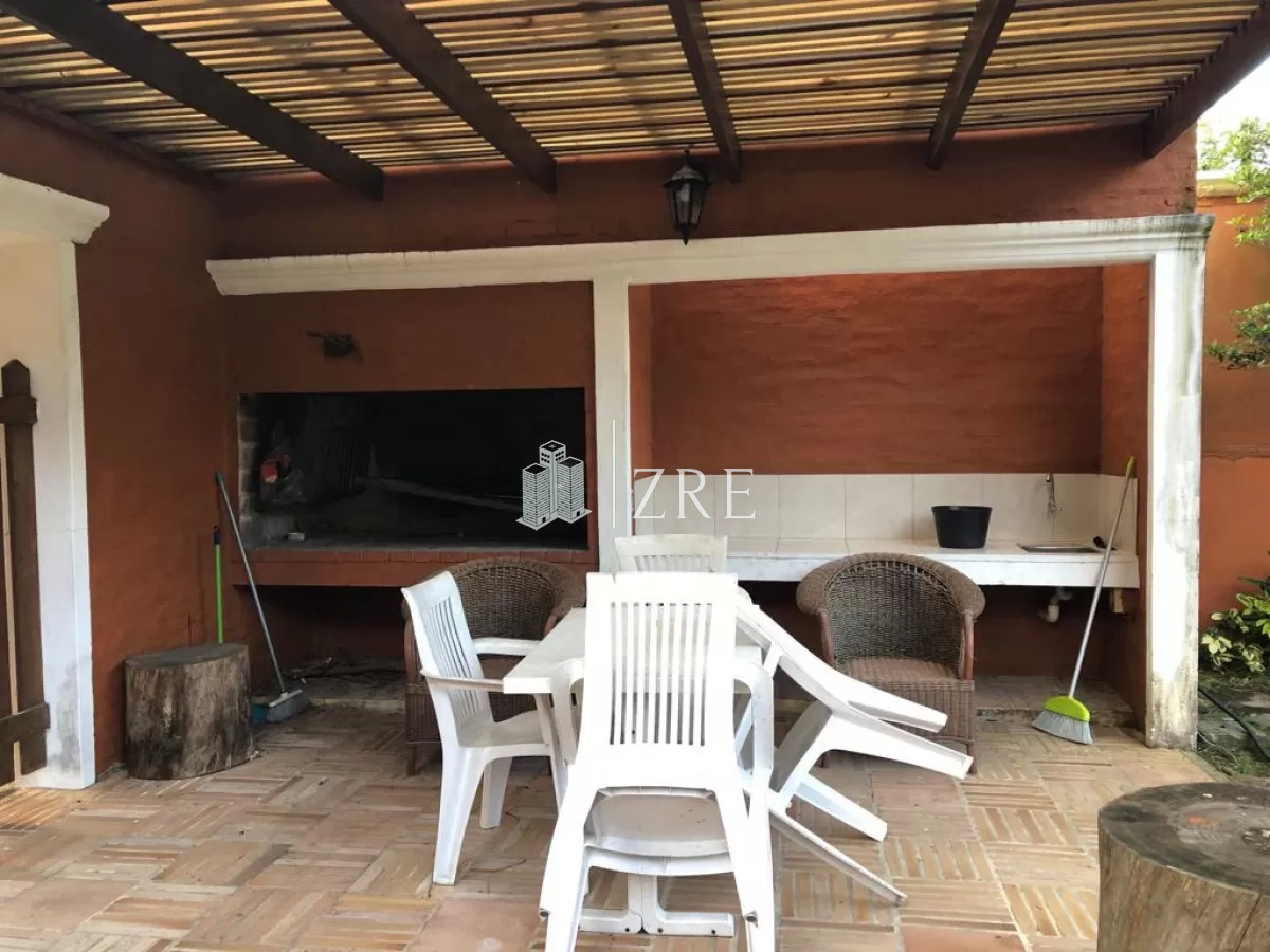 Casa ID.439 - VENTA CASA 3 DORMITORIOS