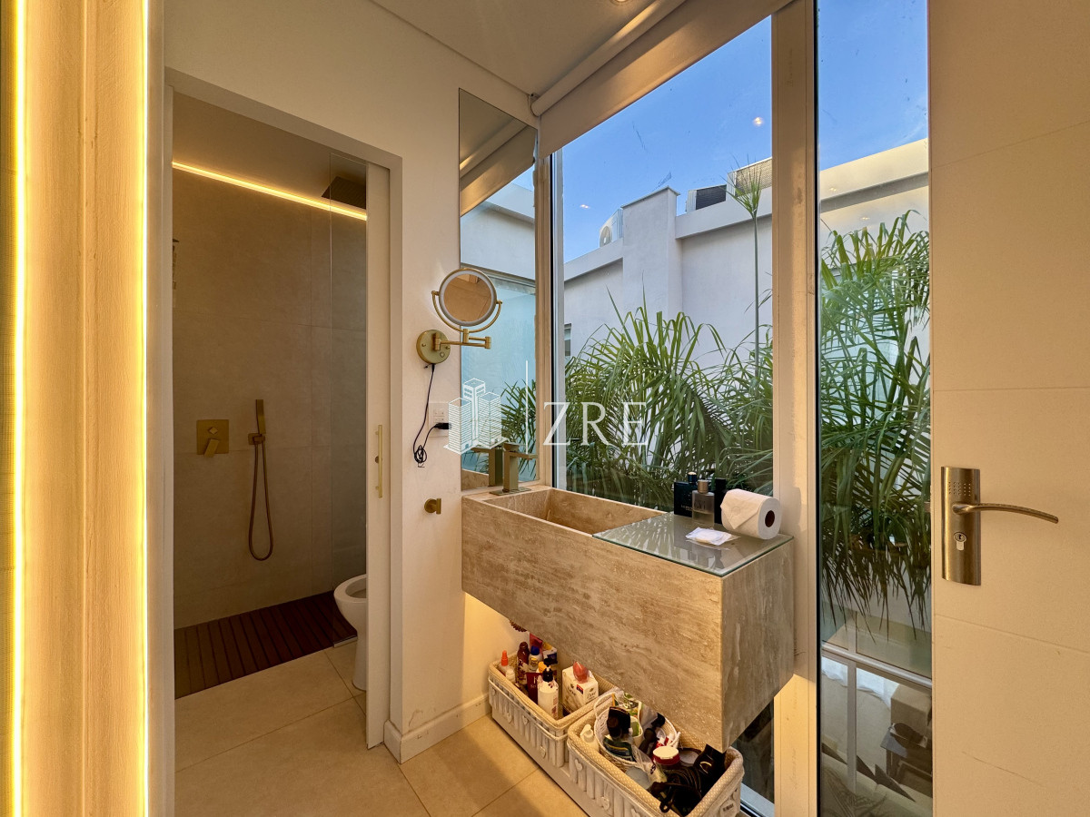 Casa ID.555 - Venta de casa 4 dormitorios en Green Park, Punta Ballena.