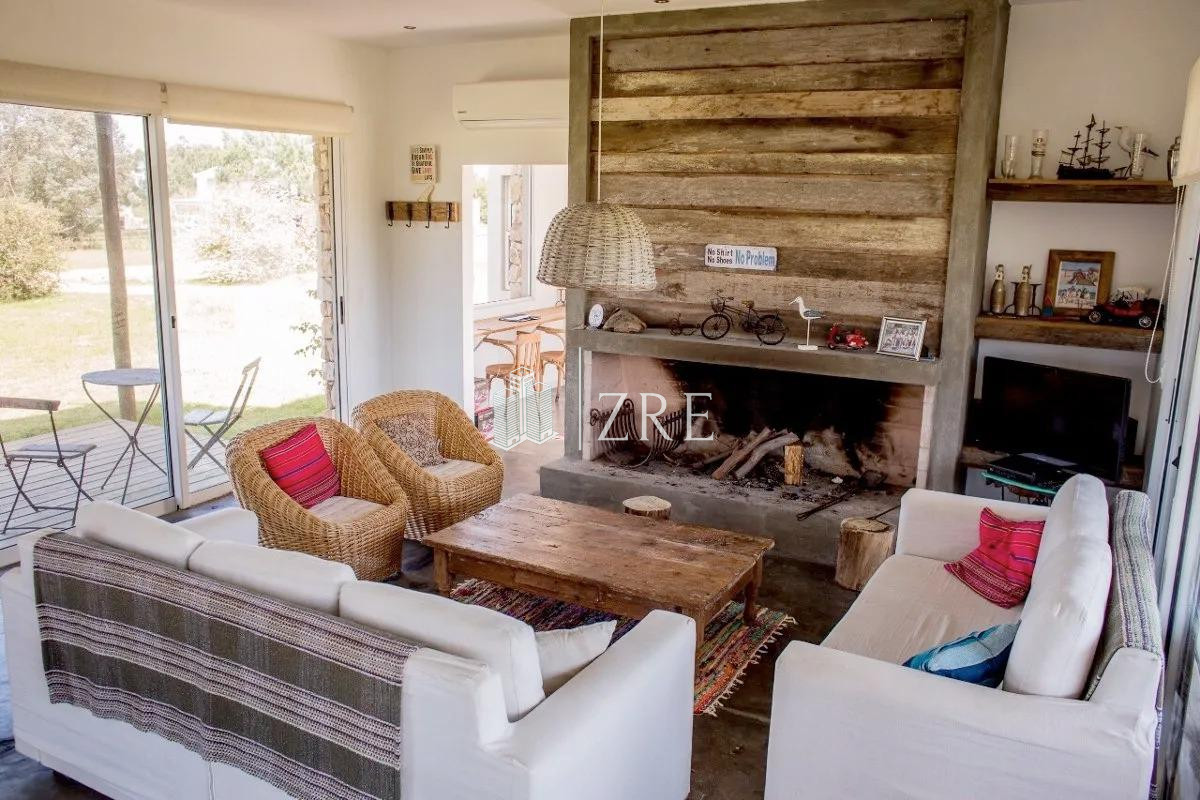 Casa ID.738 - Venta Casa - 3 Dormitorios 