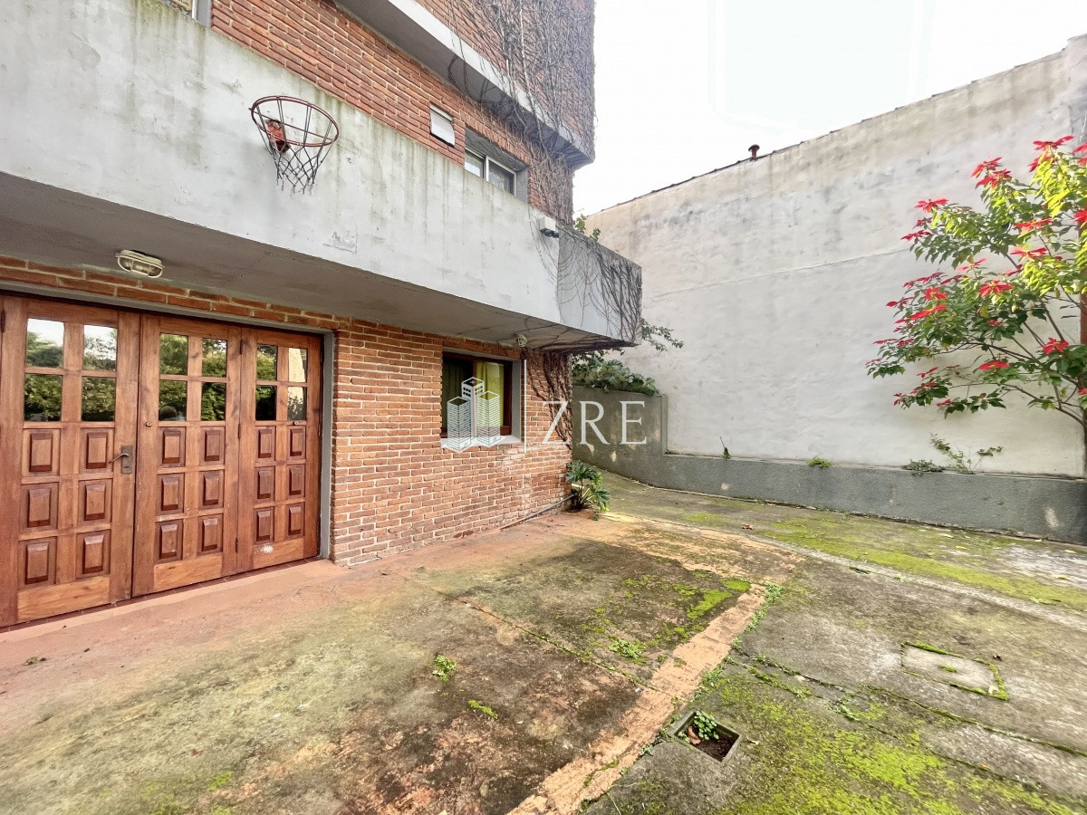 Casa ID.231 - Venta casa 4 dormitorios playa mansa Punta del Este