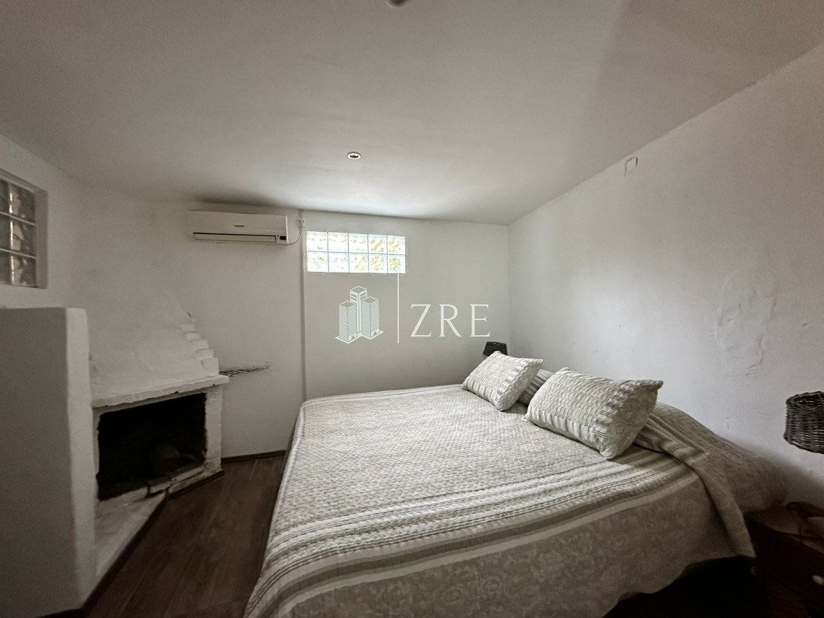 Casa ID.706 - Venta espectacular casa Punta del Este, Golf - 4 dormitorios con piscina y gran parque