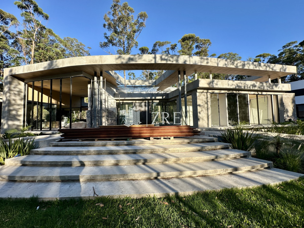 Casa ID.627 - Venta casa 5 dormitorios 