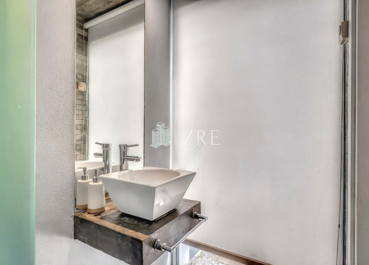 Casa ID.919 - Venta y alquiler casa 5 dormitorios. Playa brava, Punta del Este.