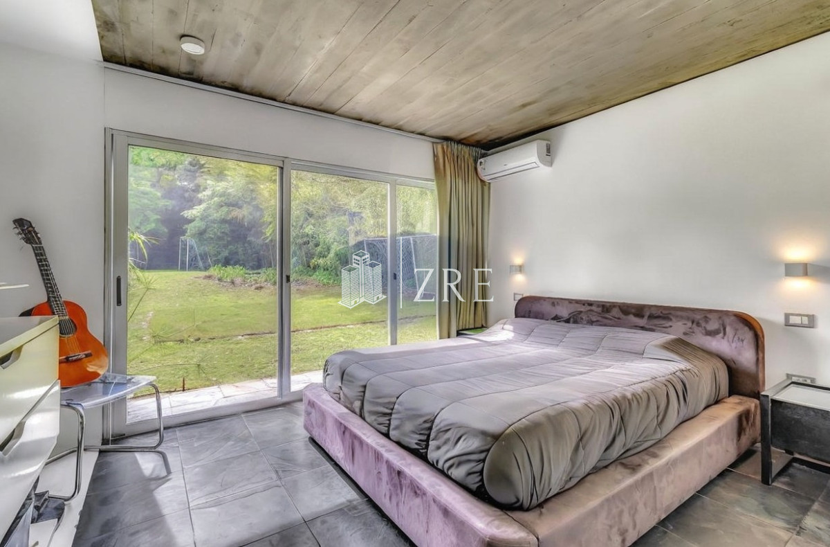 Casa ID.919 - Venta y alquiler casa 5 dormitorios. Playa brava, Punta del Este.