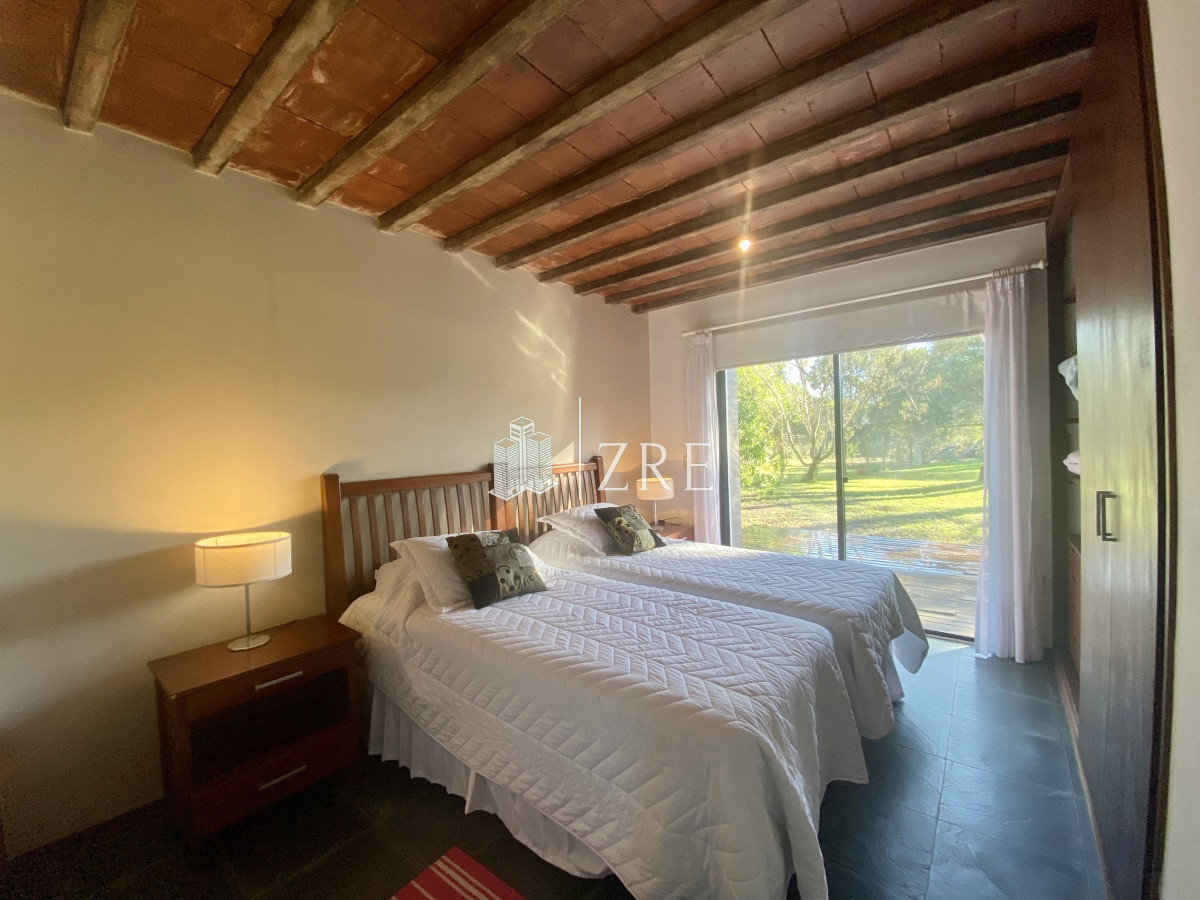 Casa ID.427 - Venta casa 4 dormitorios Arenas de José Ignacio 